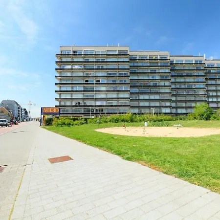 Astrid 902 With Parking By Interhome アパート